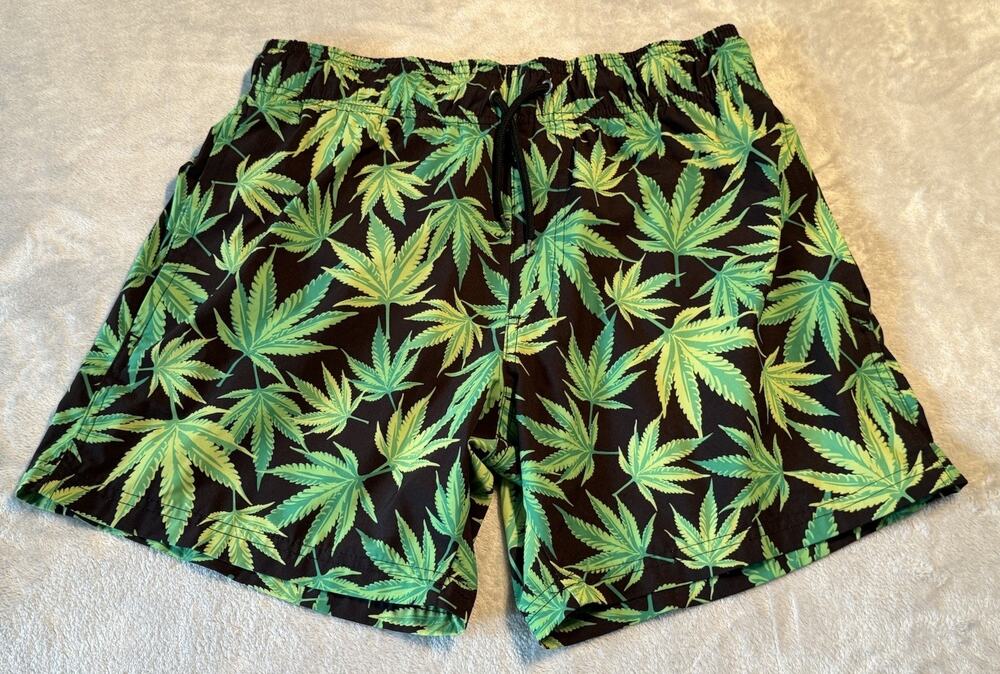 Buddies Marijuana Pot Cannabis Leaf Swim Shorts Trunks Board Green 420 Weed EUC